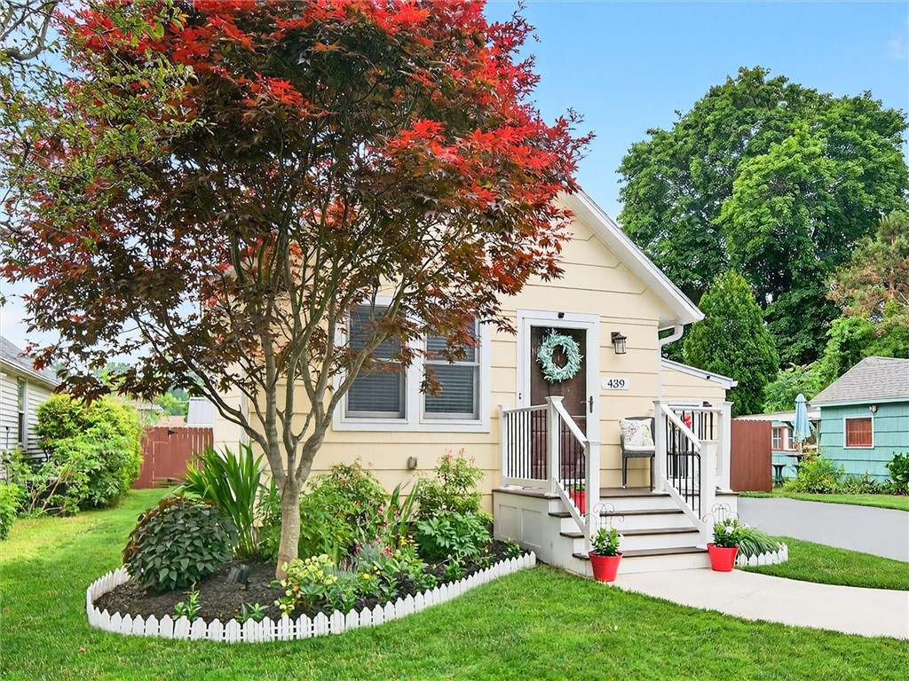 Homes For Sale 2 439 rock beach road