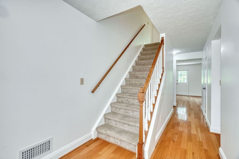 166 Wycliff Dr Drive