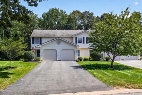 Photo of 139 Courtshire Lane, Penfield, NY 14526 (MLS # R1704072)