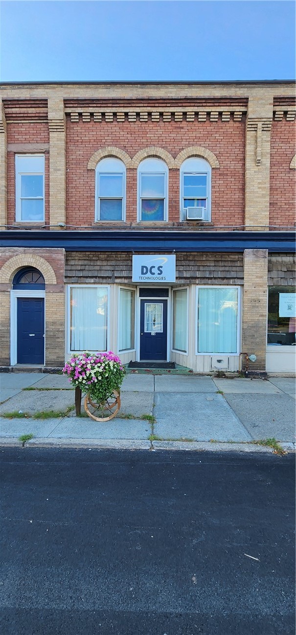 8-10, 12 W Main Street