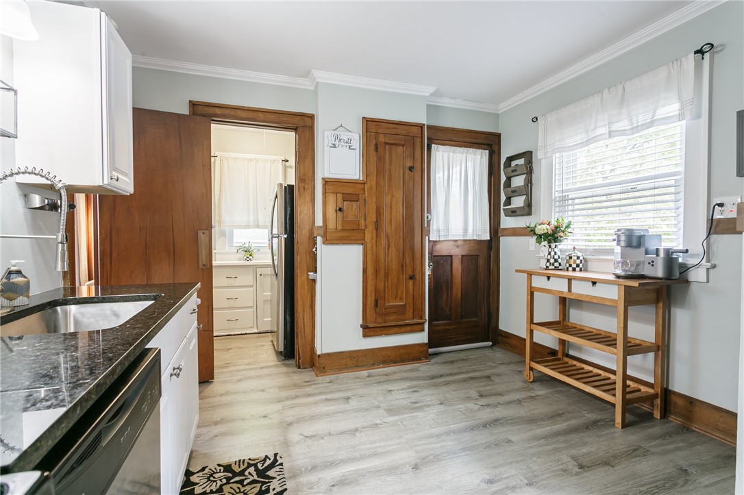 674 Melville Street, Rochester, New York image 18