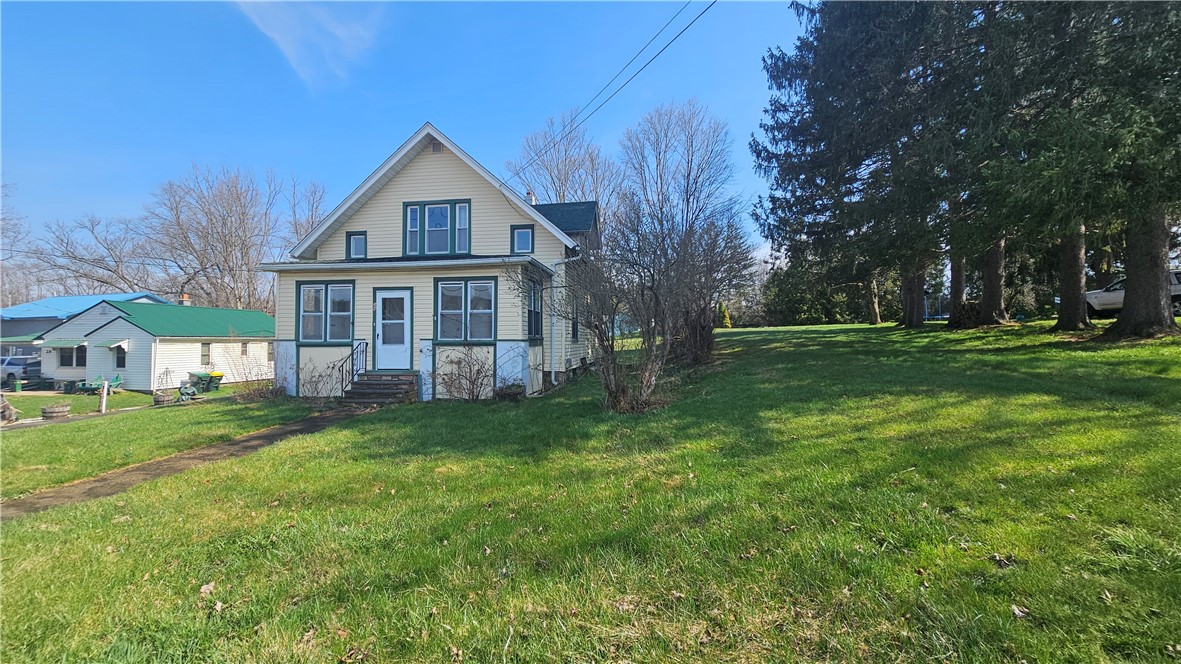 24 Maple Street
