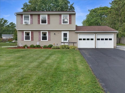 Tiny photo for 234 Blackwell Lane, Henrietta, NY 14467 (MLS # R1701771)