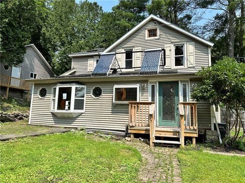 Photo of 161 East Street, Oneonta, NY 13820 (MLS # R1561467)