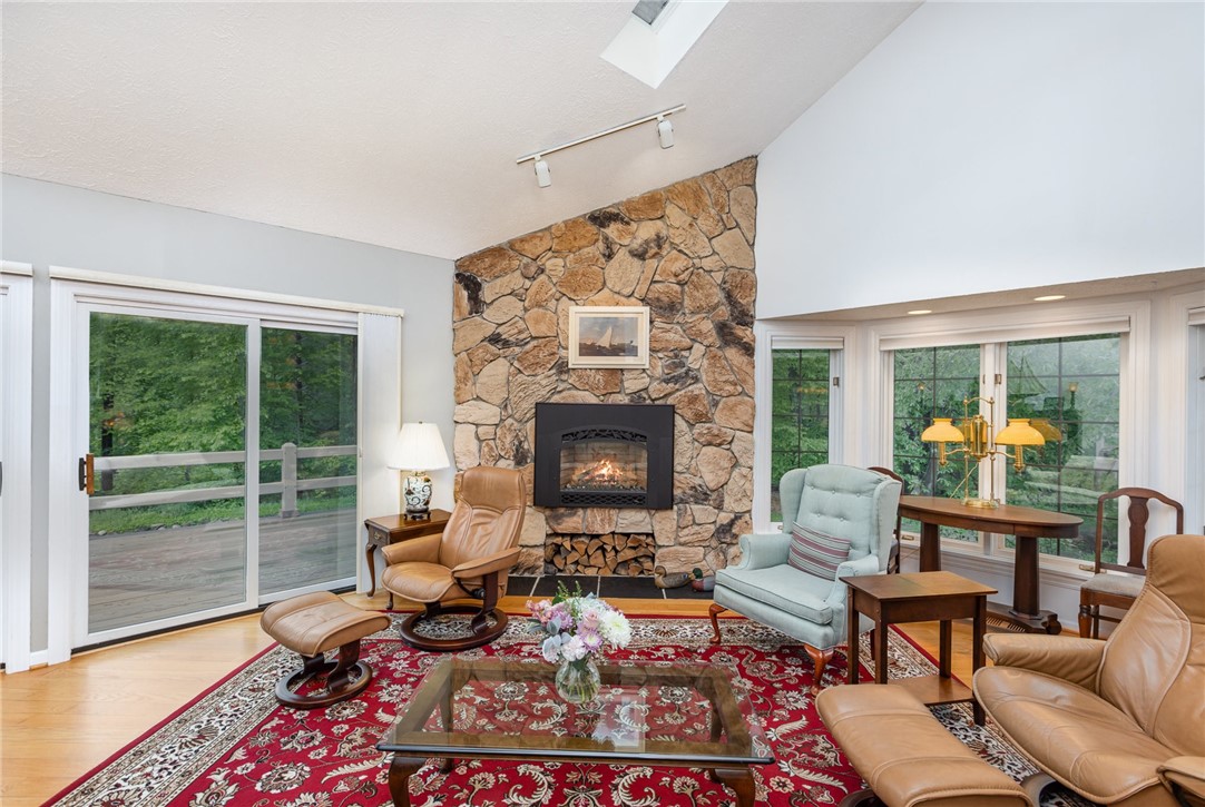 716 Mariner Circle