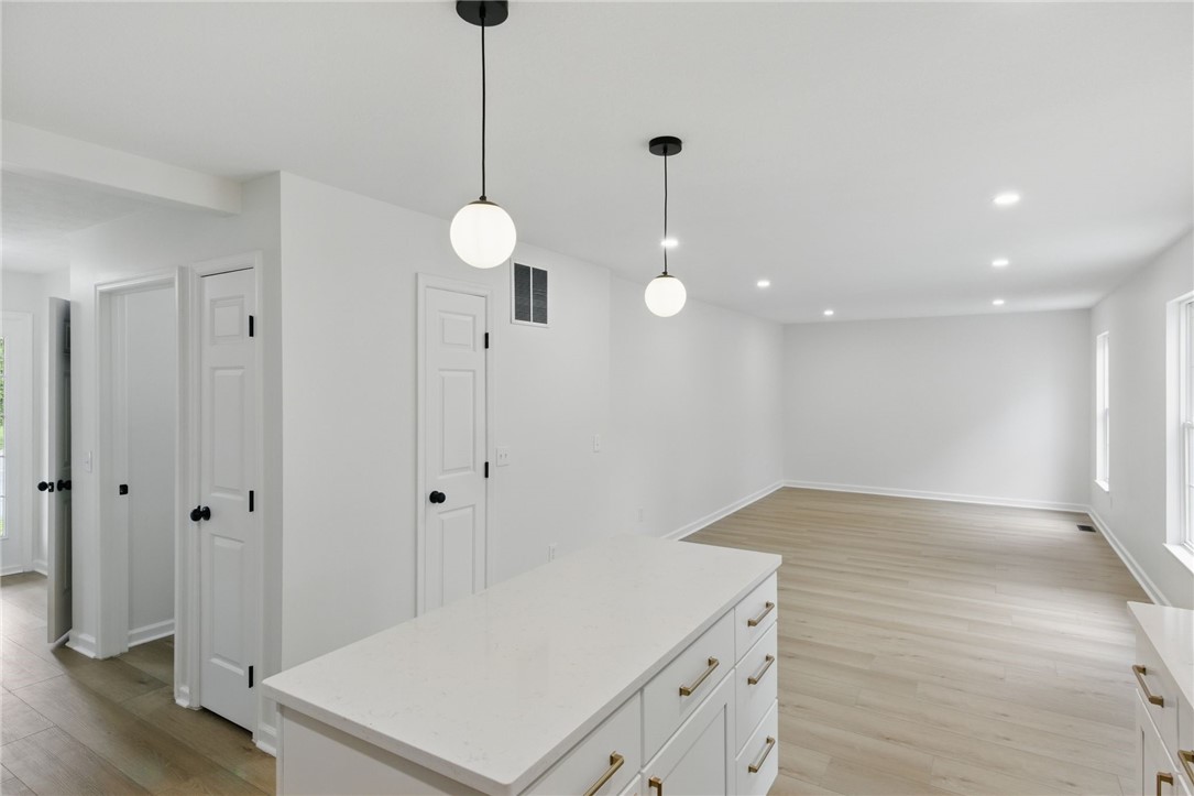 3394 Heather Brook Lane, Walworth, New York image 10