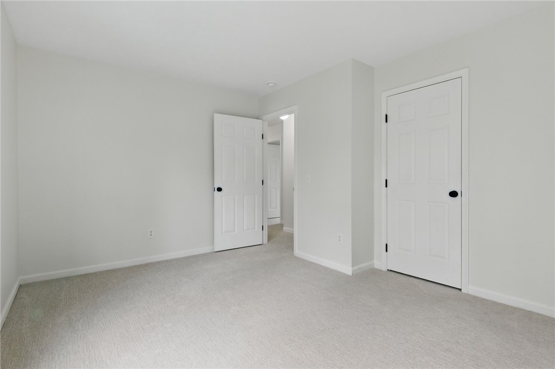 3394 Heather Brook Lane, Walworth, New York image 24