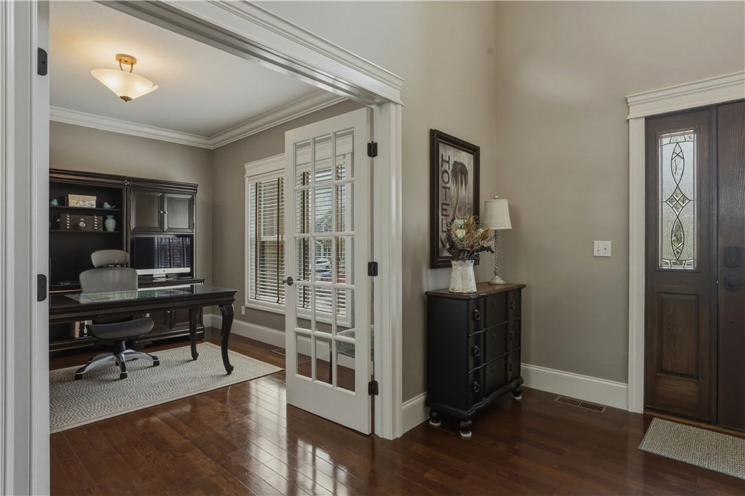 28 royal crest road