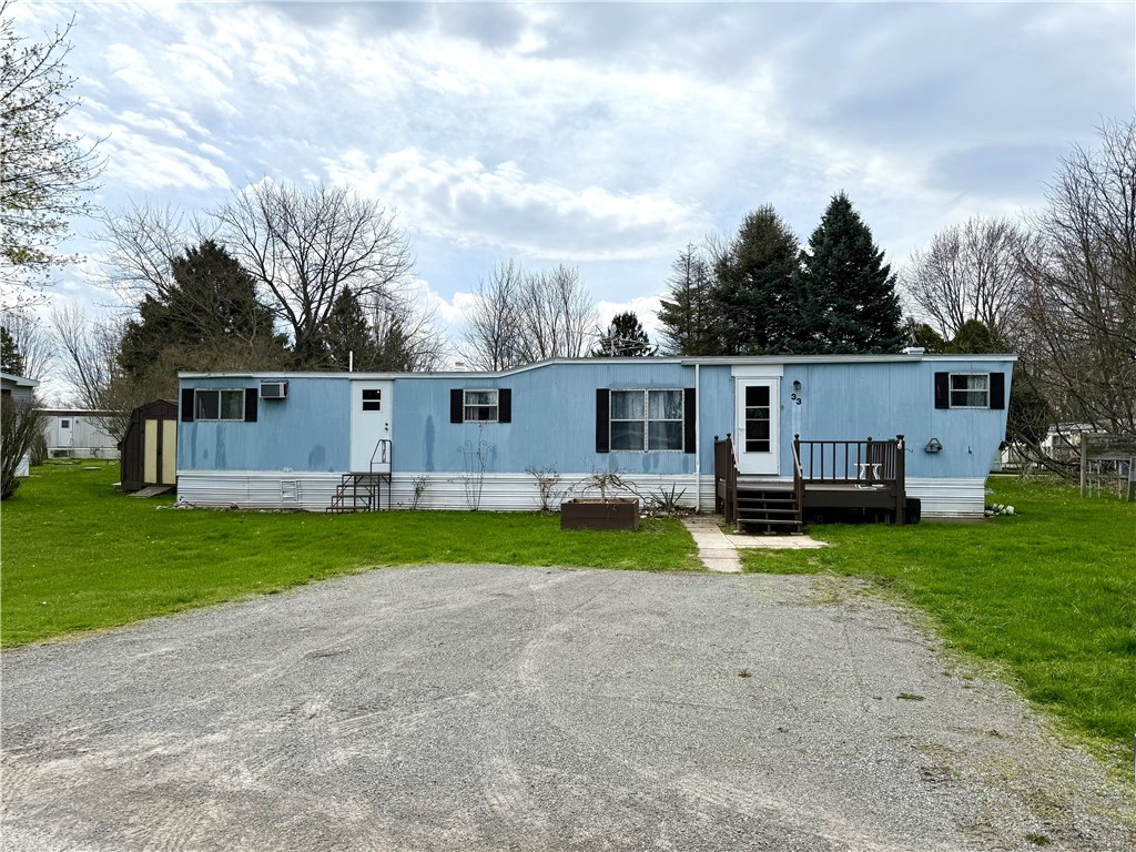 1612 Hennessey Road #33, Ontario, New York image 2