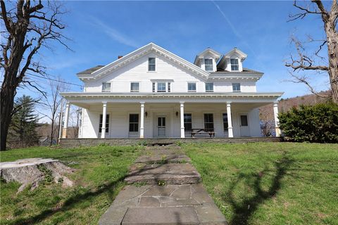 Homes For Sale - 43355 State Route 28<br/> Middletown, NY 12406