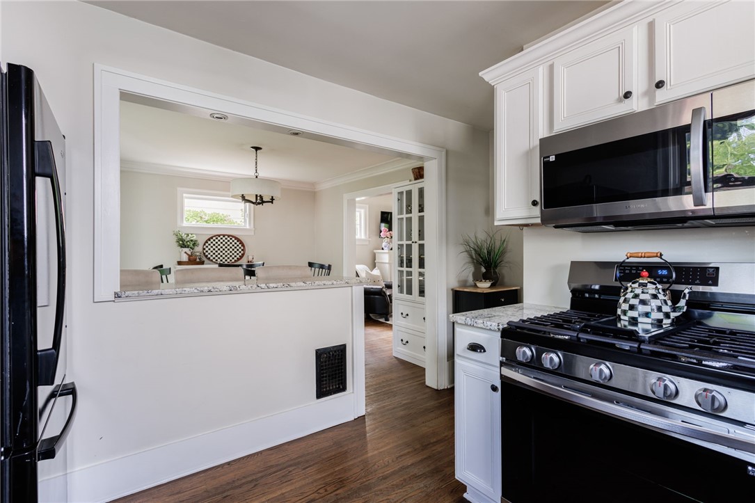 205 Farmington Road, Rochester, New York image 11