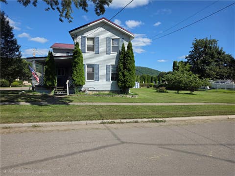 Photo for 400-402 Duane Street