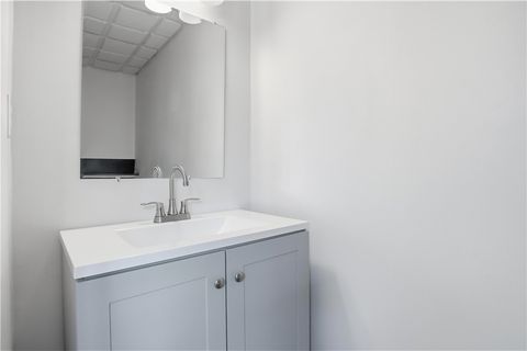 Tiny photo for 95 Spring Tree Lane, Greece, NY 14612 (MLS # R1659357)