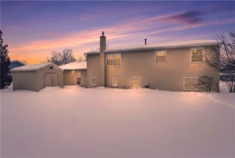 Tiny photo for 95 Spring Tree Lane, Greece, NY 14612 (MLS # R1659357)