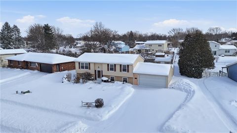 Tiny photo for 95 Spring Tree Lane, Greece, NY 14612 (MLS # R1659357)