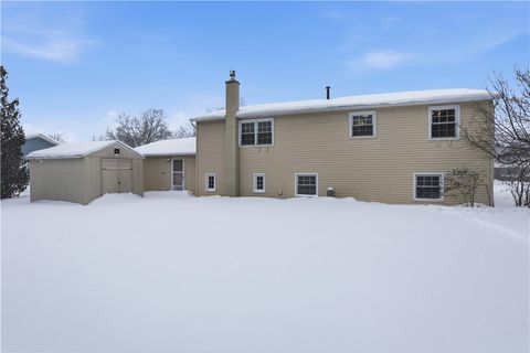 Tiny photo for 95 Spring Tree Lane, Greece, NY 14612 (MLS # R1659357)