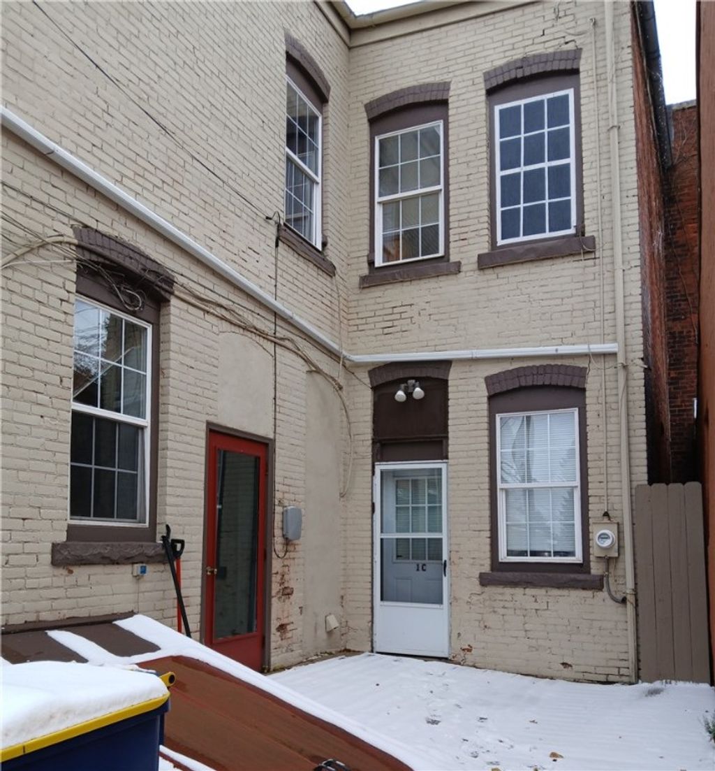 Photo of 6 W Main Street, Manchester, NY 14548 (MLS # R1650543)