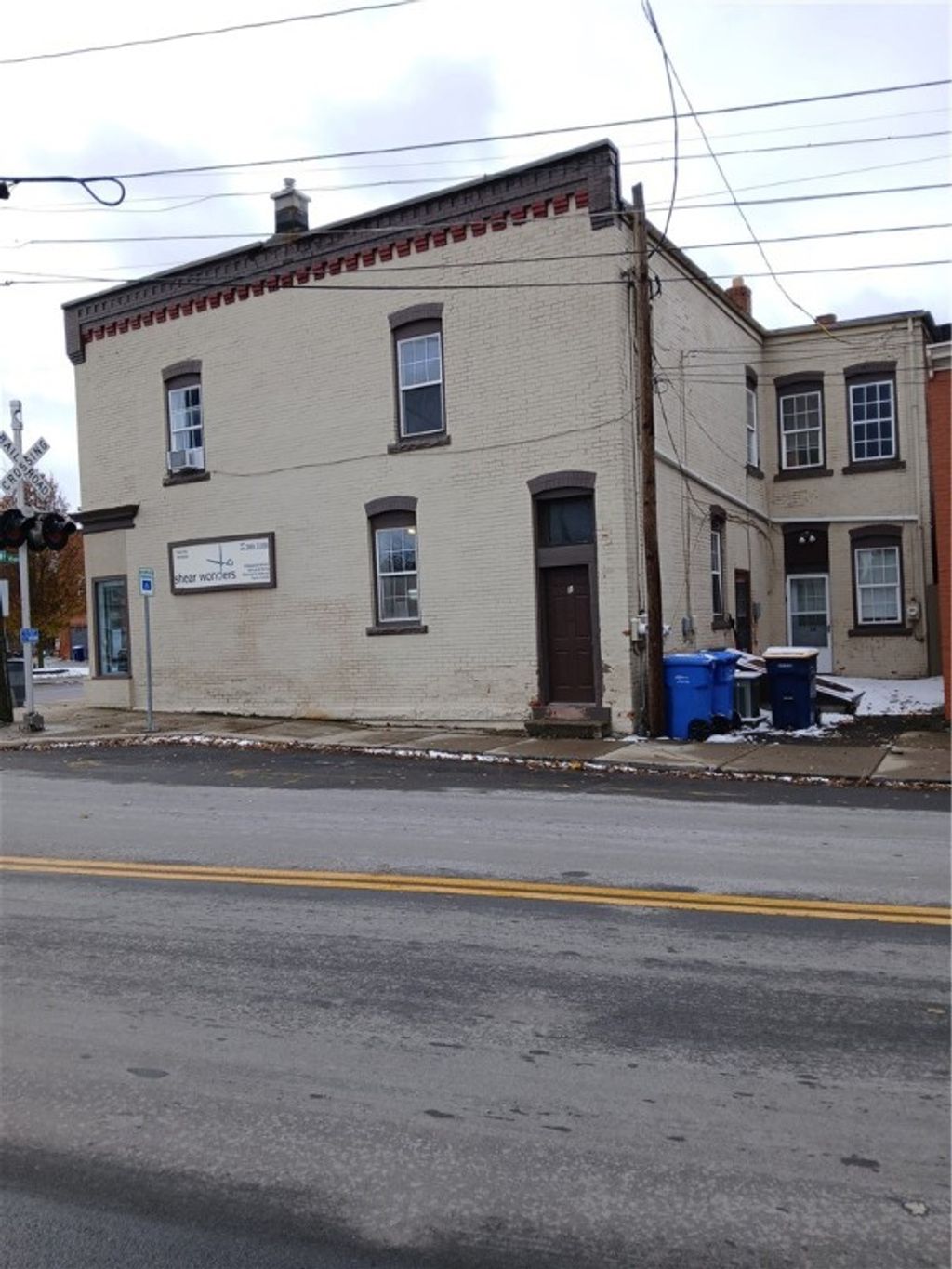 Photo of 6 W Main Street, Manchester, NY 14548 (MLS # R1650543)