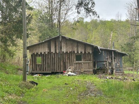 Photo of 292 Ripple Road, Norwich, NY 13815 (MLS # R1604718)