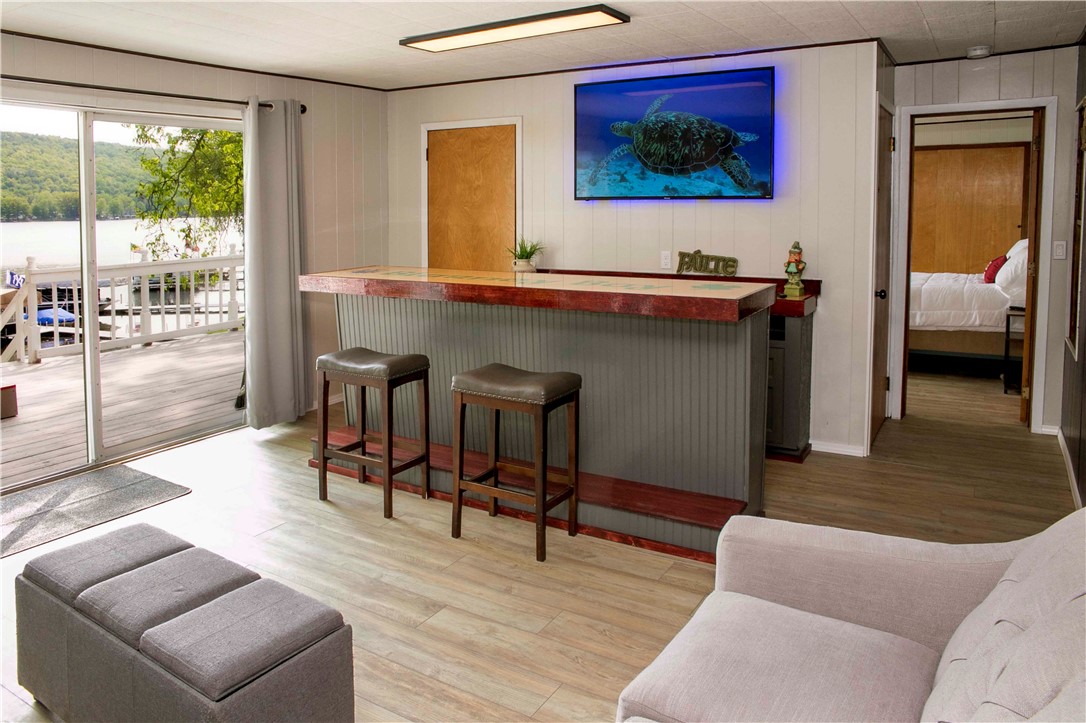 4106 Shorewood Drive