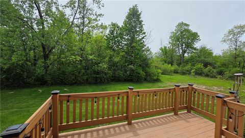 Tiny photo for 408 Fox Run, Gates, NY 14606 (MLS # R1684666)