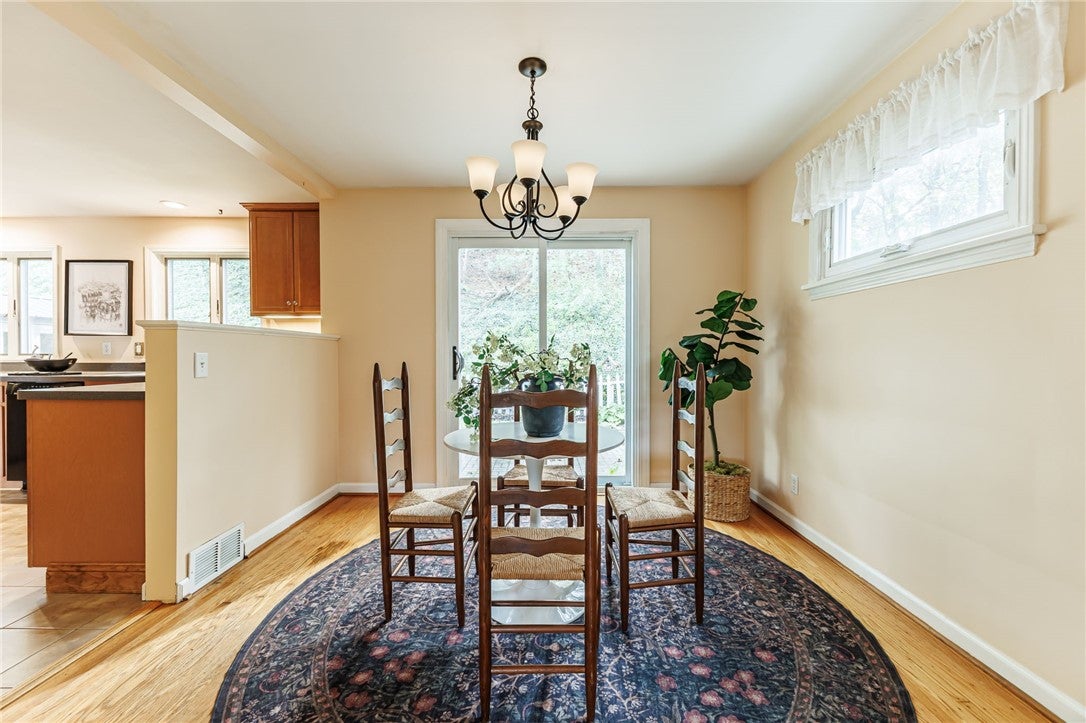 35 Gregory Hill Rd
