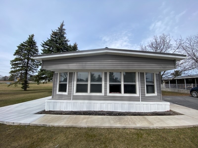Photo 1 of 31 — 5555 PURDY ROAD 55, Canandaigua Town, NY 14424