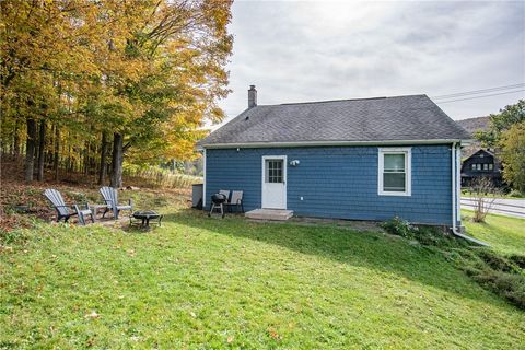 Tiny photo for 16 Railroad Avenue, Stamford, NY 12167 (MLS # R1660910)