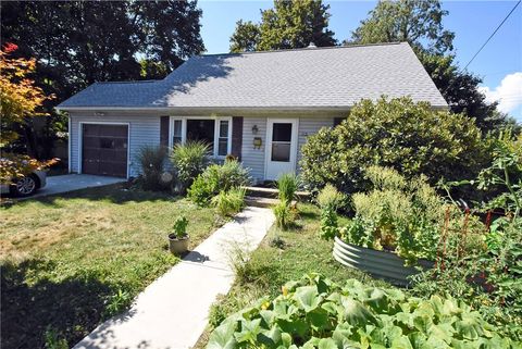 83 Winsor Circle Elmira NY 14905