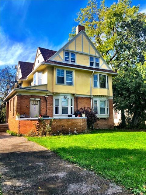 Multifamily For Sale - 1085 Saint Paul Street<br/> Rochester, NY 14621