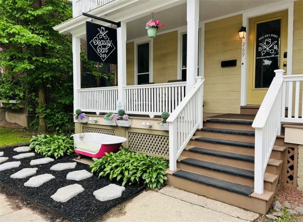 Photo of 269 Park Avenue, Rochester, NY 14607 (MLS # R1617011)