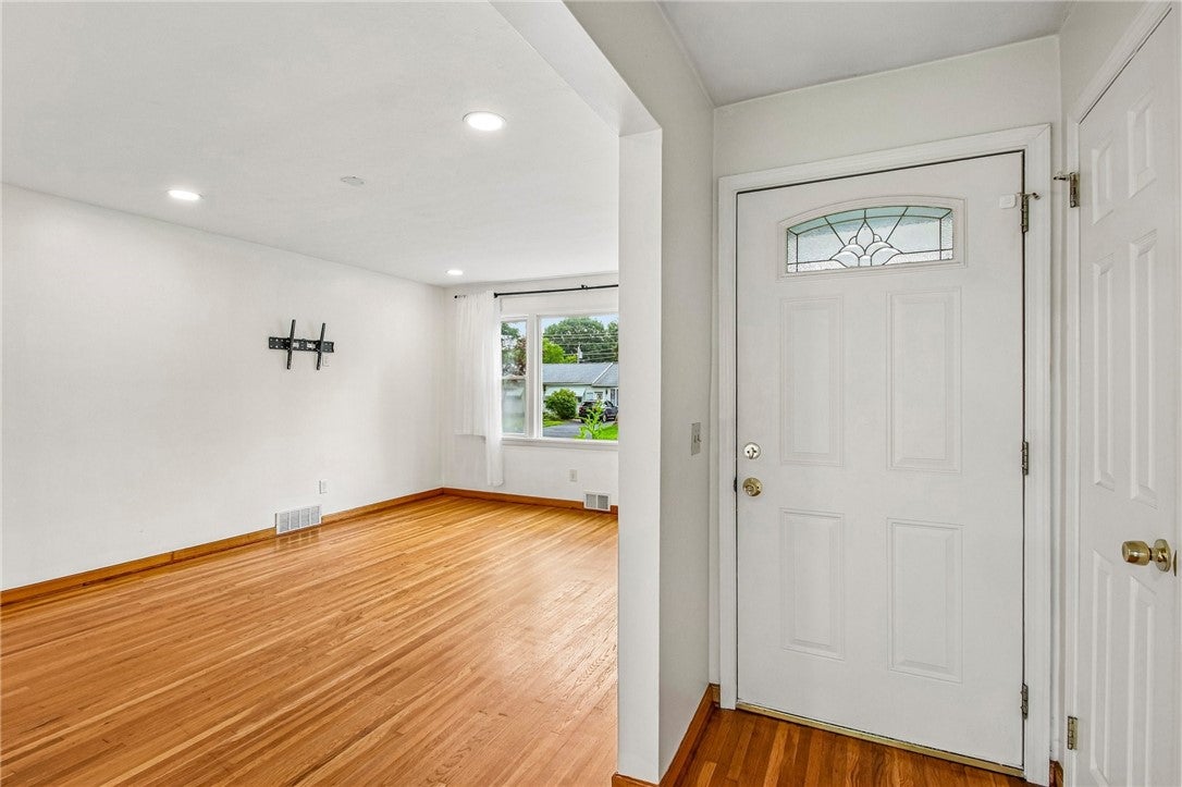 33 Merrydale Drive
