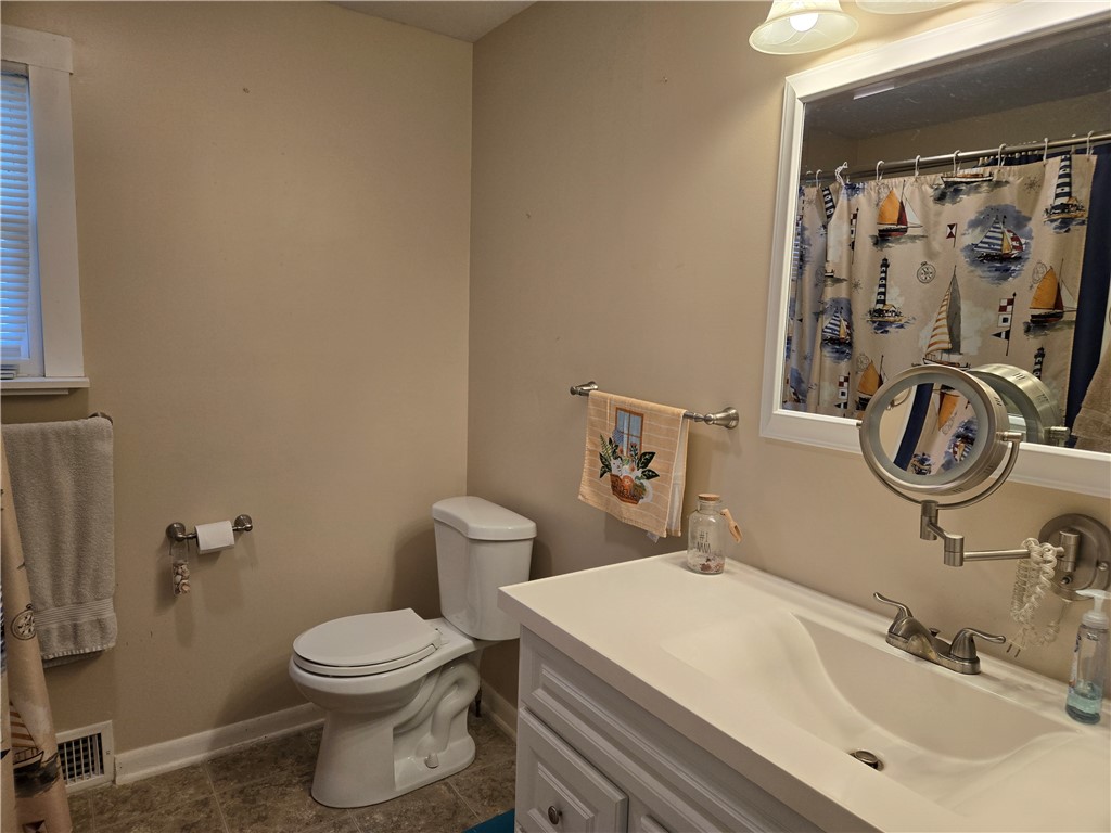 41 Hillhurst Lane, Irondequoit, New York image 22