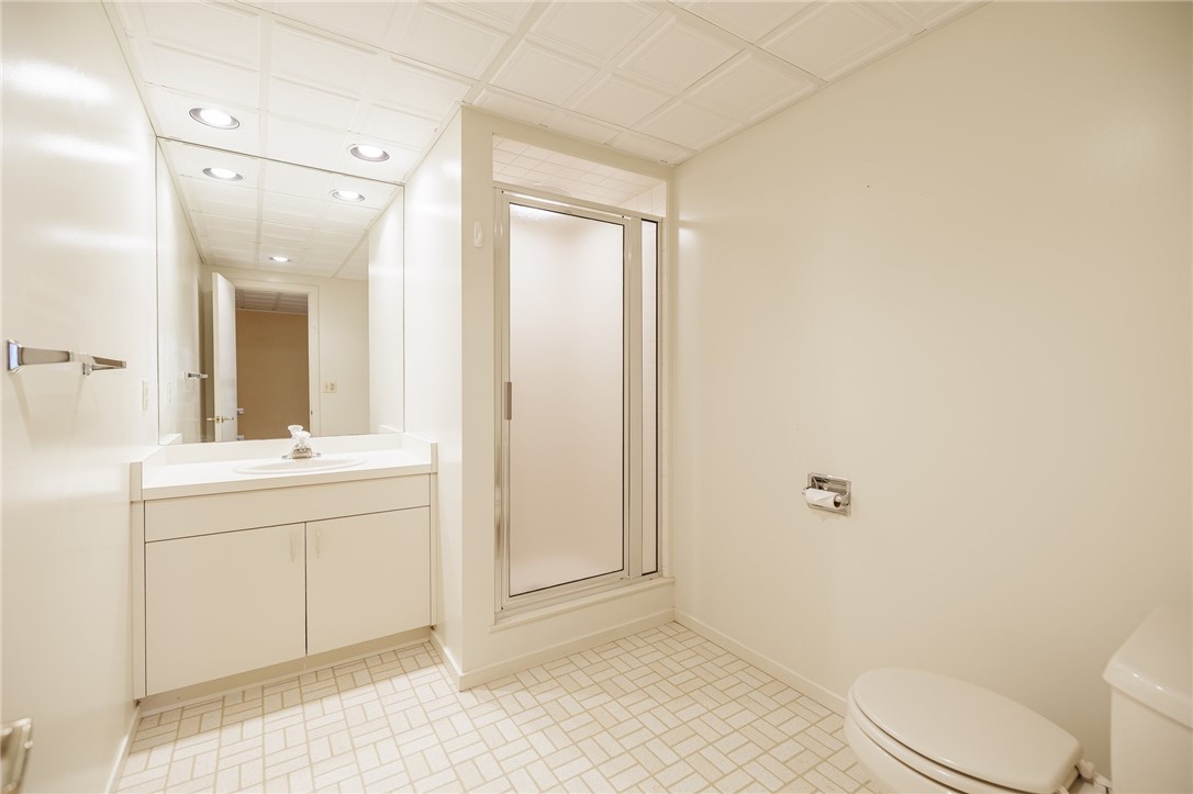 7 Canal Park Place, Pittsford, New York image 37