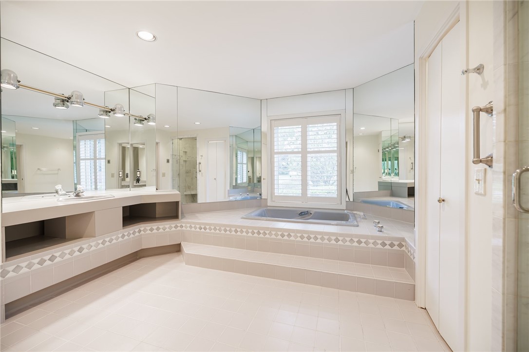 7 Canal Park Place, Pittsford, New York image 25