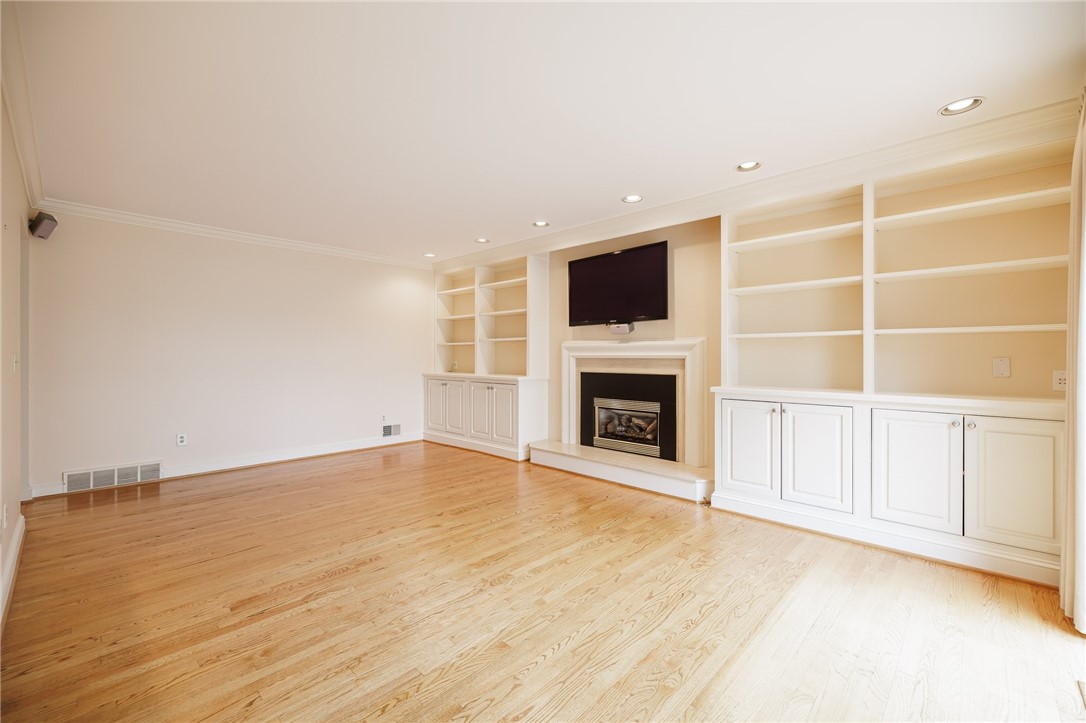 7 Canal Park Place, Pittsford, New York image 18