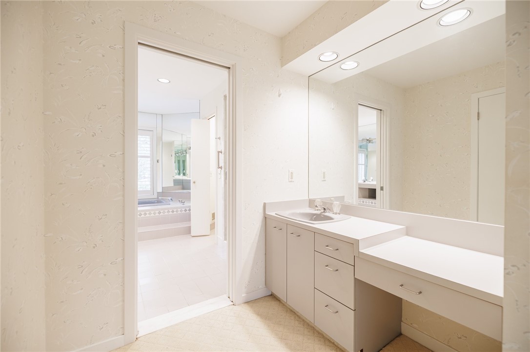 7 Canal Park Place, Pittsford, New York image 26
