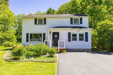 Homes For Sale - 315 Eaton Road<br/> Monroe County, Irondequoit, NY 14617