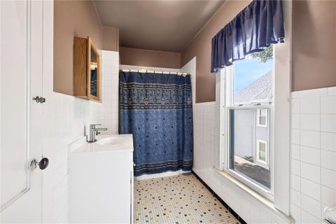 Tiny photo for 40 W Gibson Street, Canandaigua City, NY 14424 (MLS # R1712412)