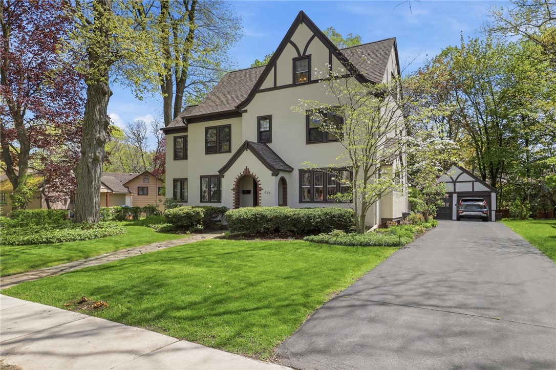 225 Oakdale Drive