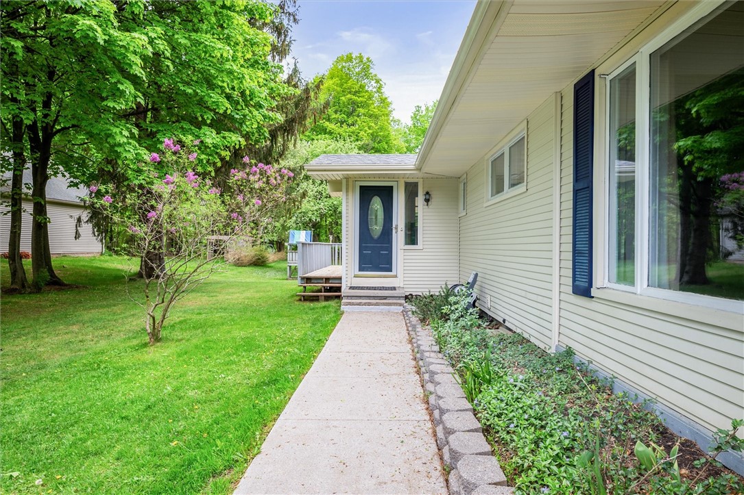 1243 Woodhull Road