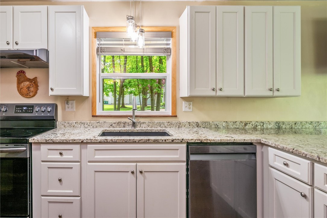 1243 Woodhull Road, Webster, New York image 23