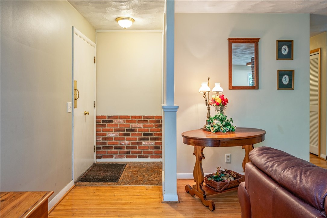 1243 Woodhull Road, Webster, New York image 10