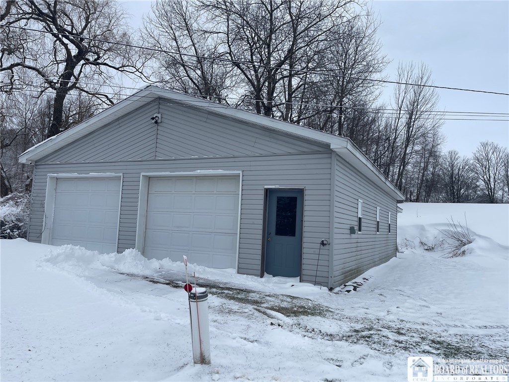 3833 Sherman Ripley Road