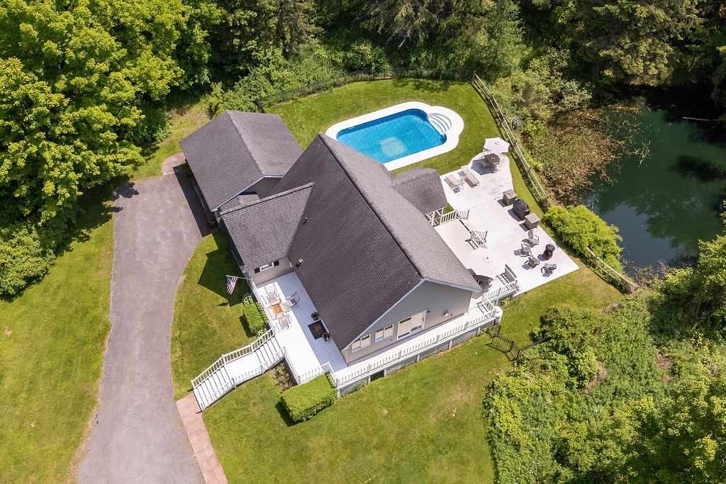 150 dutch hill road