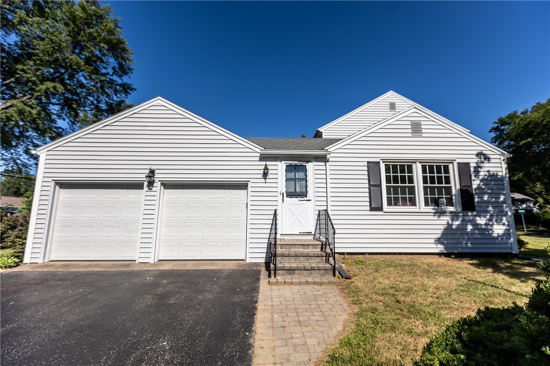 Search Properties 3 114 seaford drive