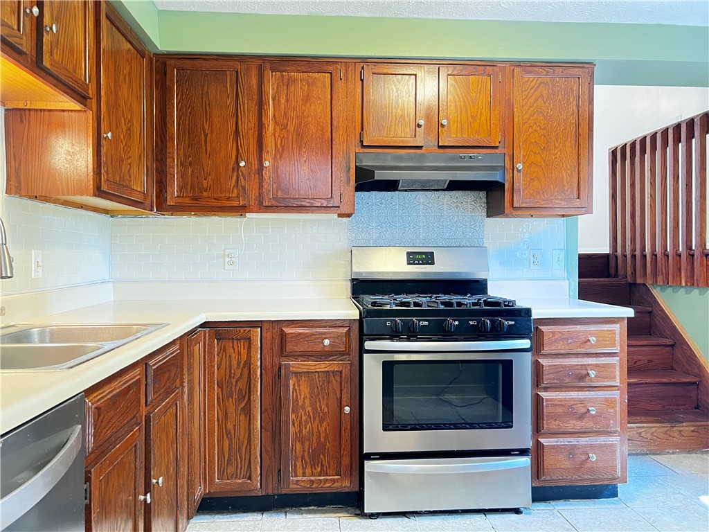 56 Prairie Trail, Henrietta, New York image 10
