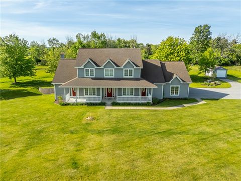 Homes For Sale - 857 W Bloomfield Rd Rd<br/> Mendon, NY 14472