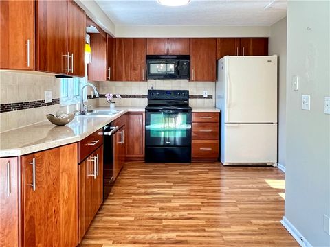 Tiny photo for 3 Treetop Drive, Perinton, NY 14450 (MLS # R1655582)