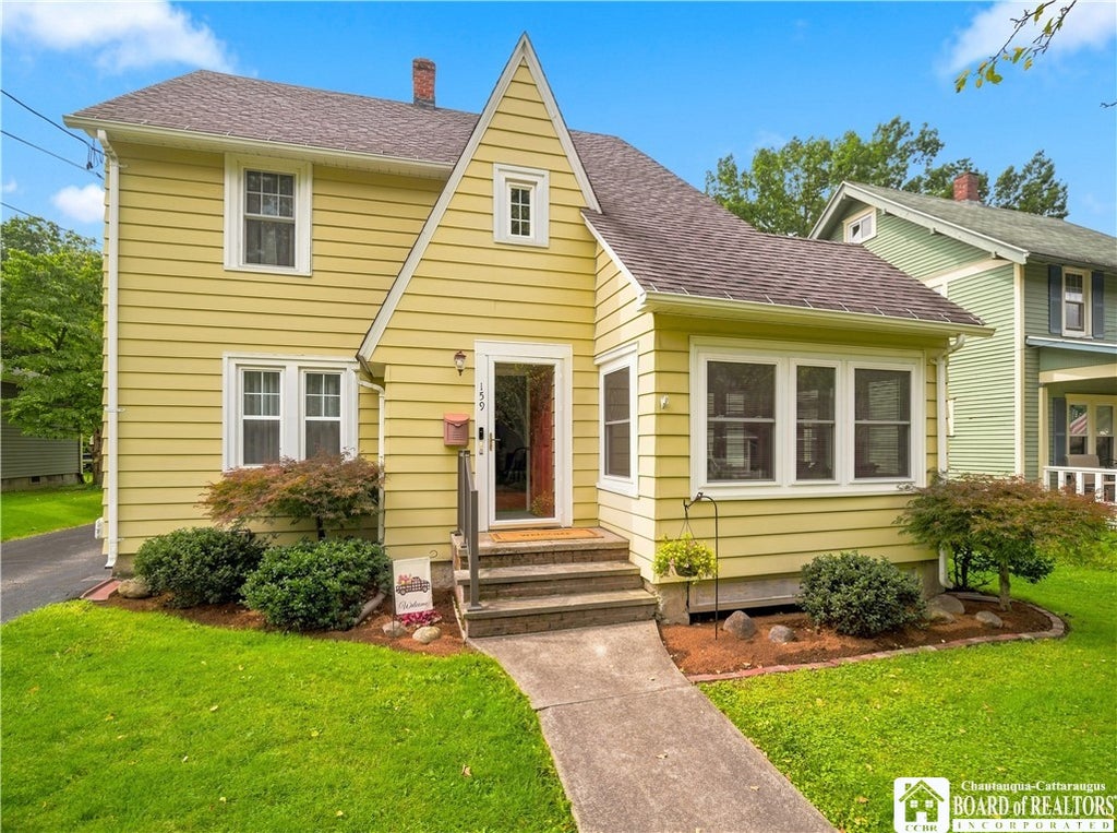 Photo of 159 Hotchkiss Street, Jamestown, NY 14701 (MLS # R1712394)